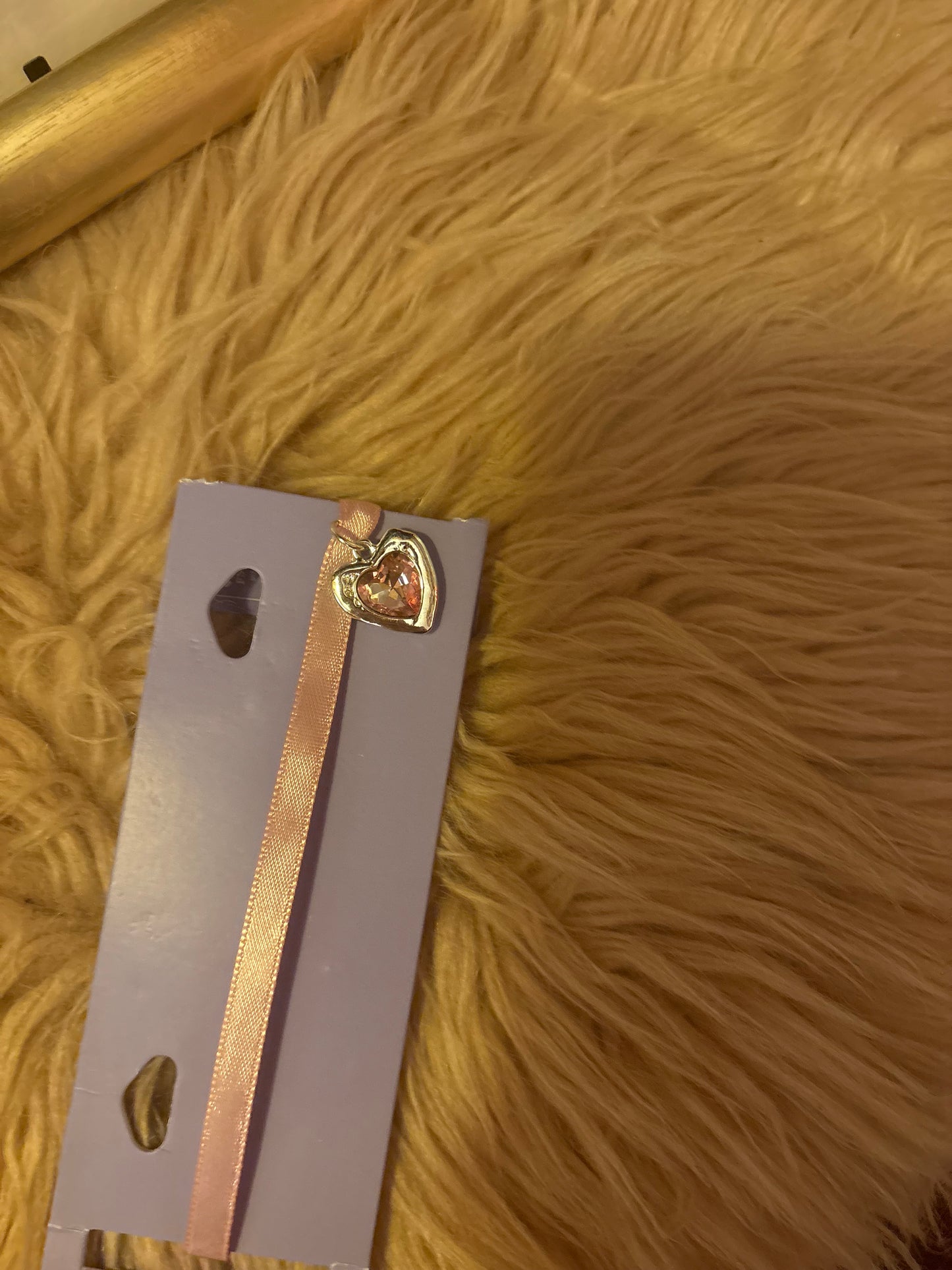 Pinces cheveux et bijoux divers