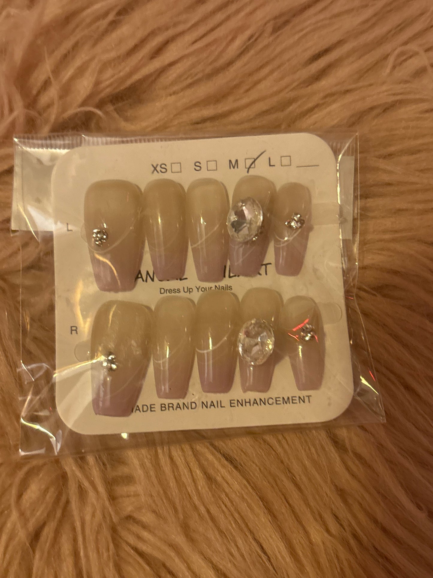 Ongles press on nails