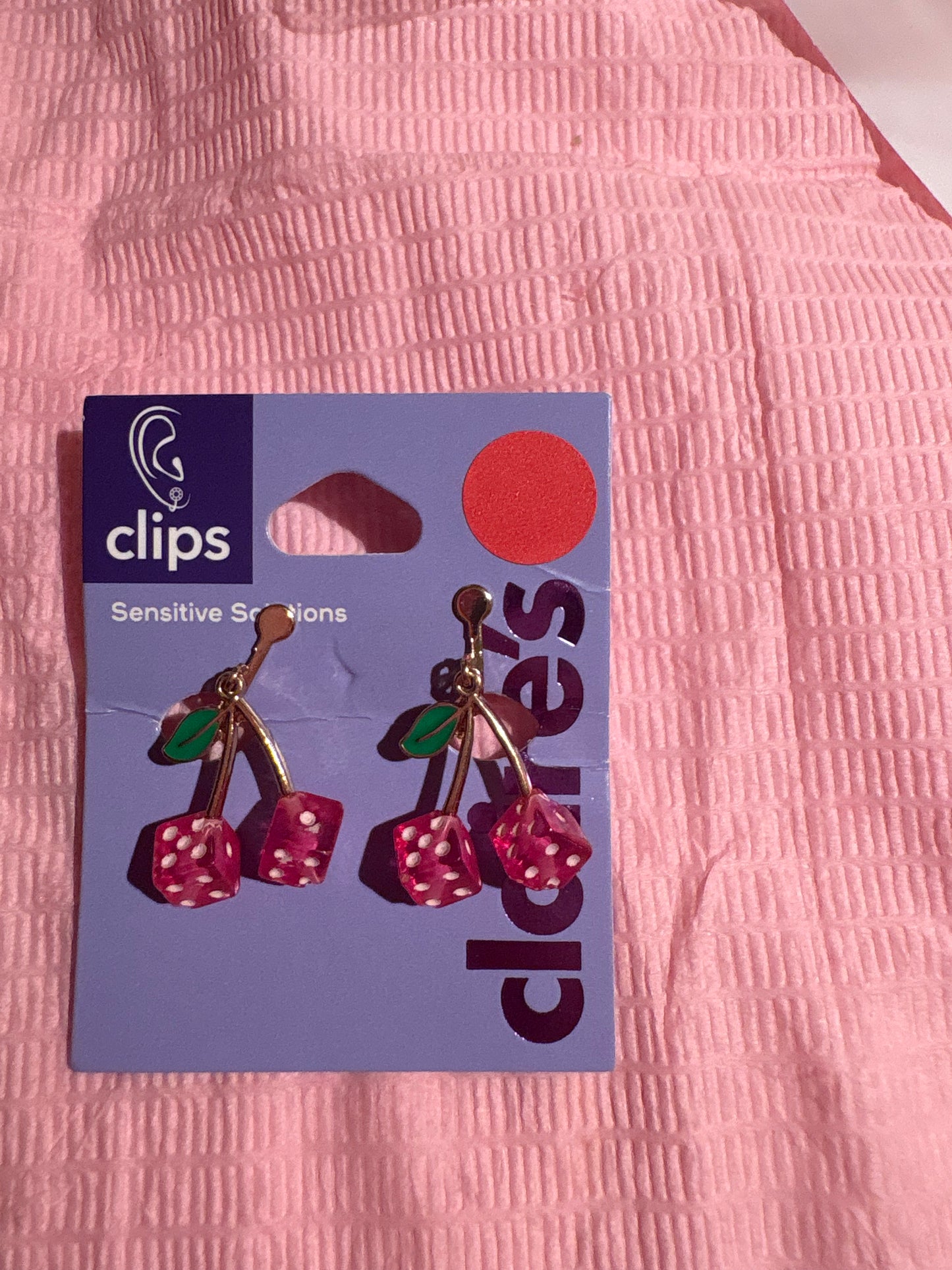 Pinces cheveux et bijoux divers